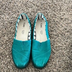 TOMS Women's Teal Slip-On Shoes